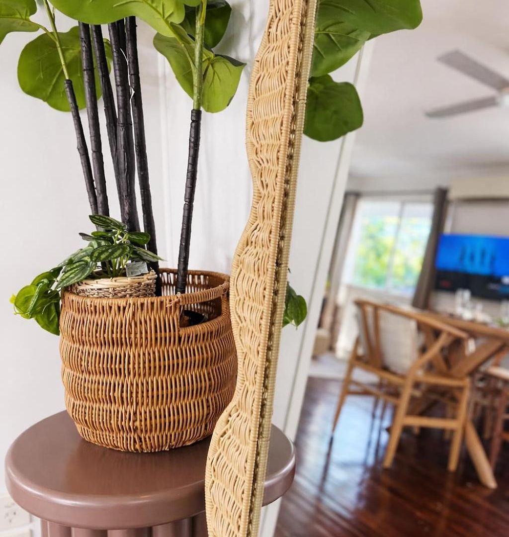 2br Chic Urban Escape In Norman Park Near Bne With Parking Brisbane