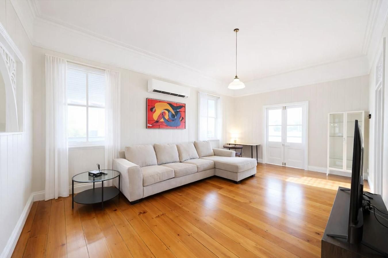 Bayside Queenslander High Ceilings Family-friendly Brisbane