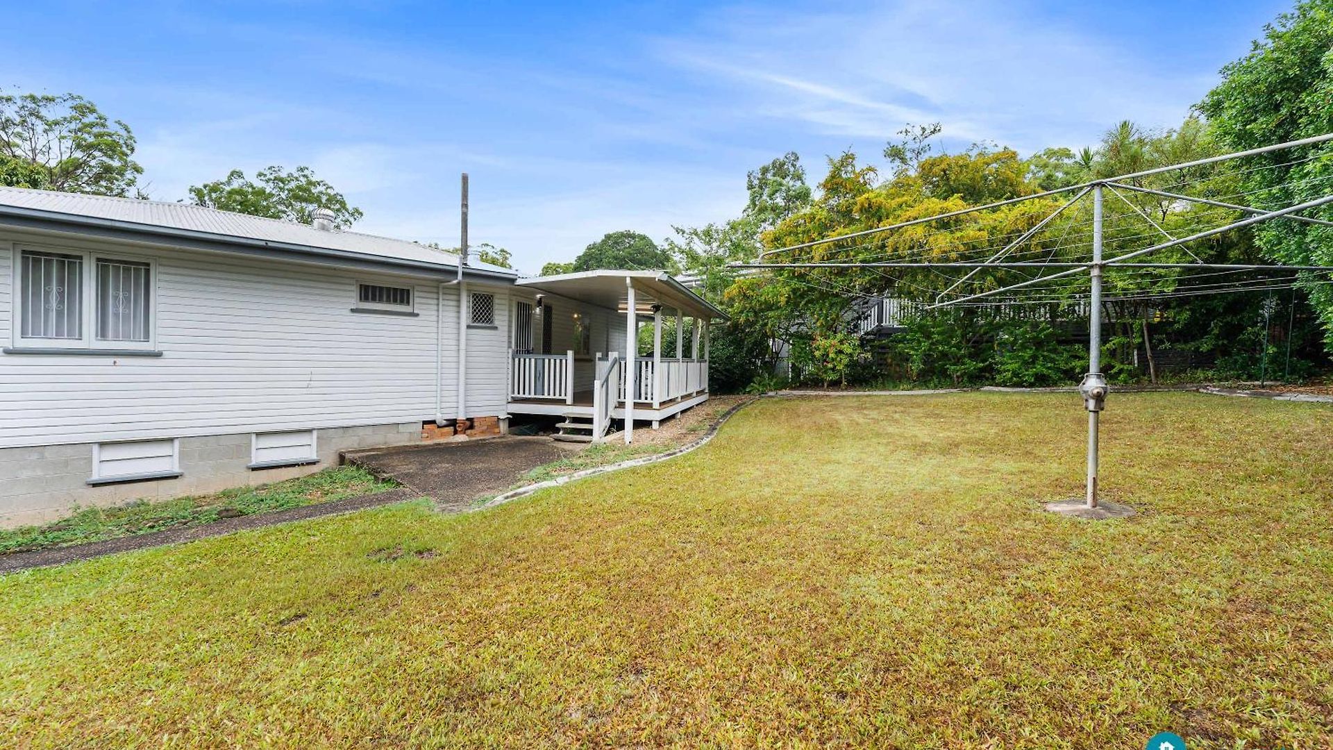 Stylish Mid Century Close To Cbd Holiday home Brisbane