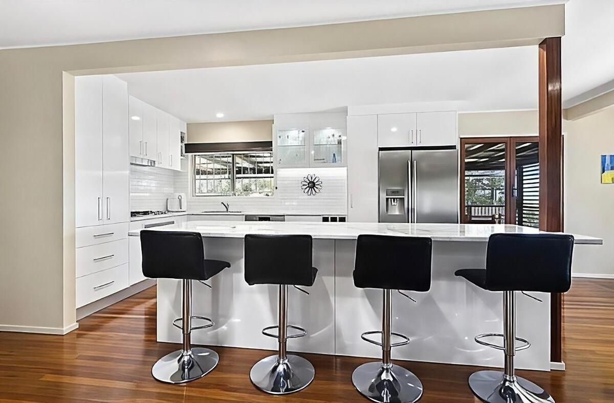 4 Bedroom With Private Cinema, Pool 2parking * Brisbane