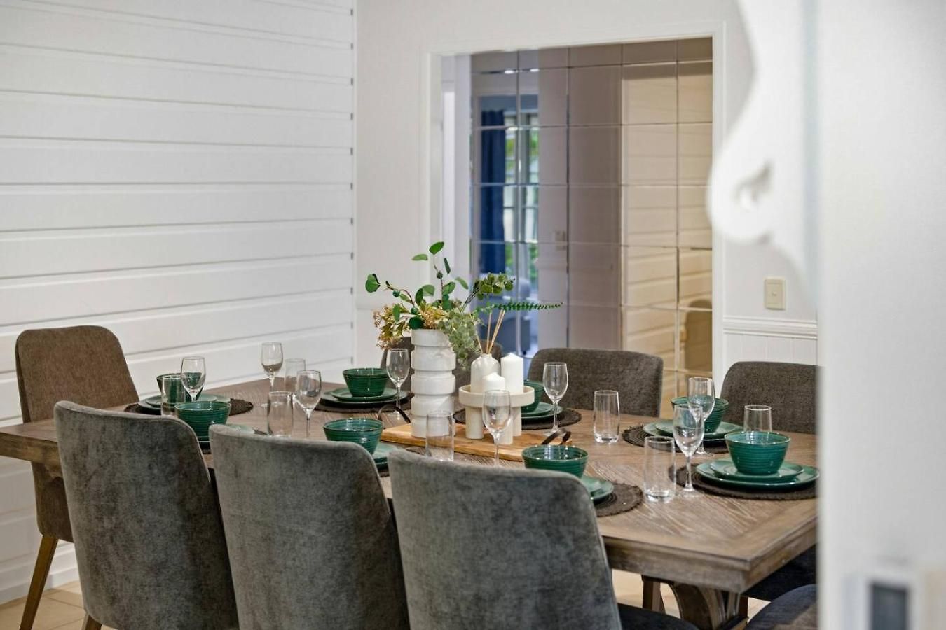 Holiday home Modern 4b Family-friendly In Robertson Qld