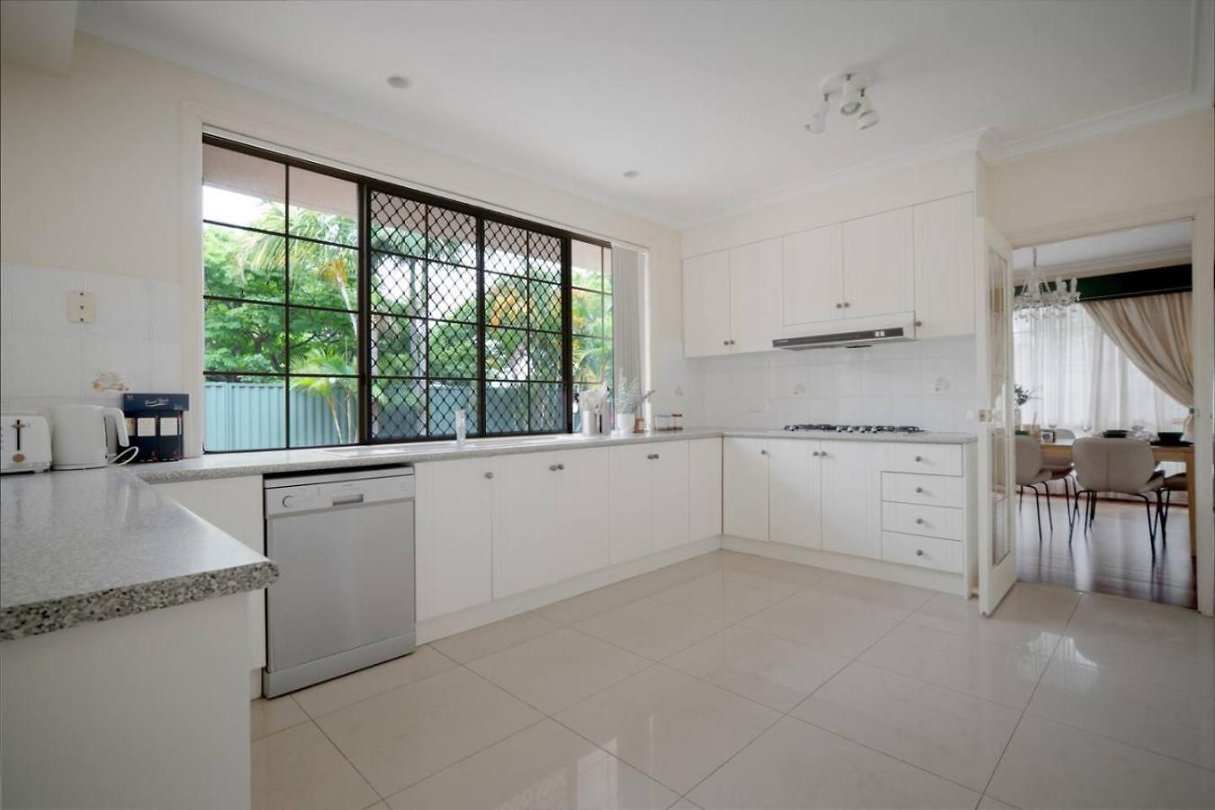 Spacious 5br Family With Pool In Robertson Holiday home *