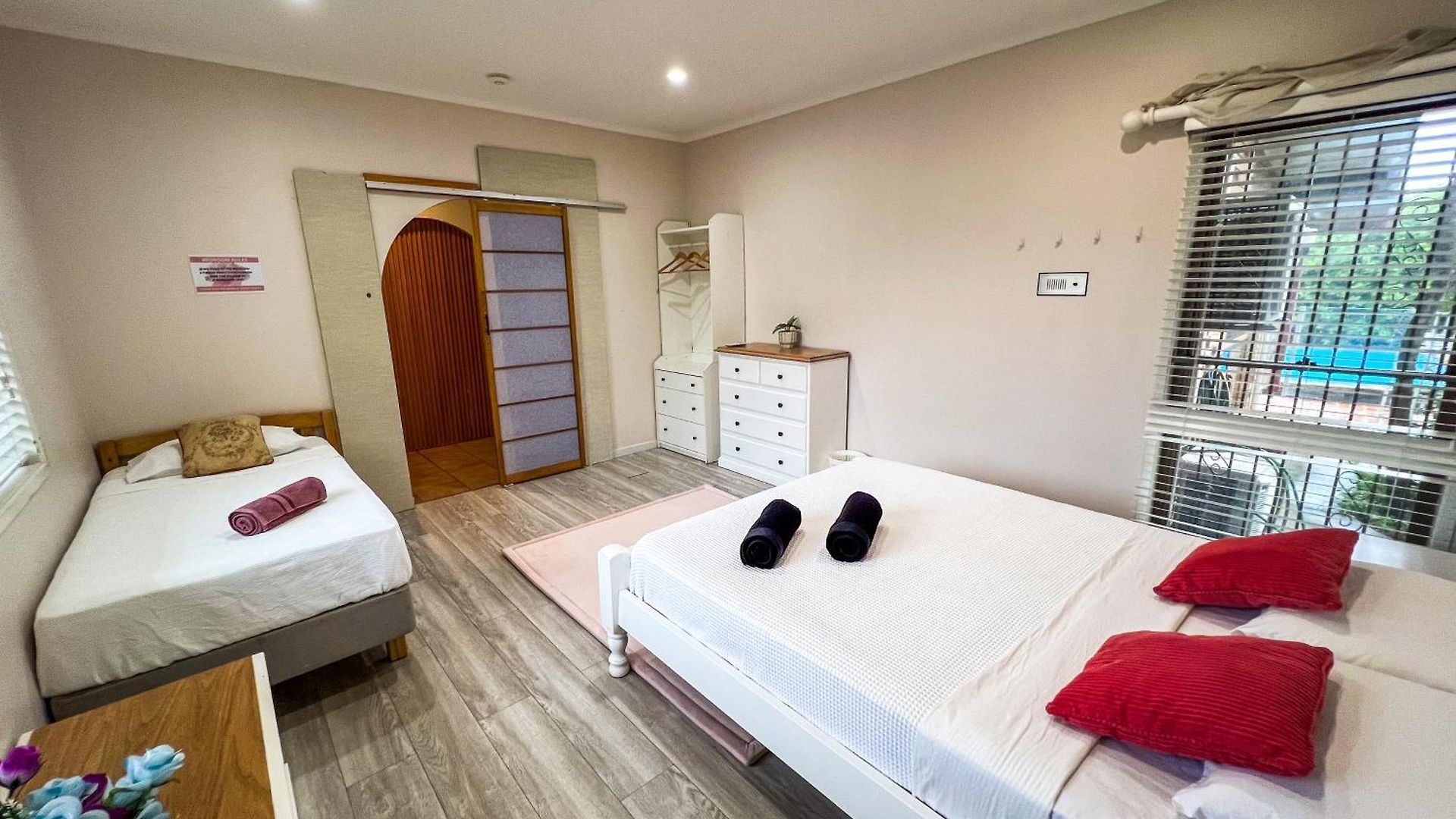 Guest house Floral Youth House Brisbane