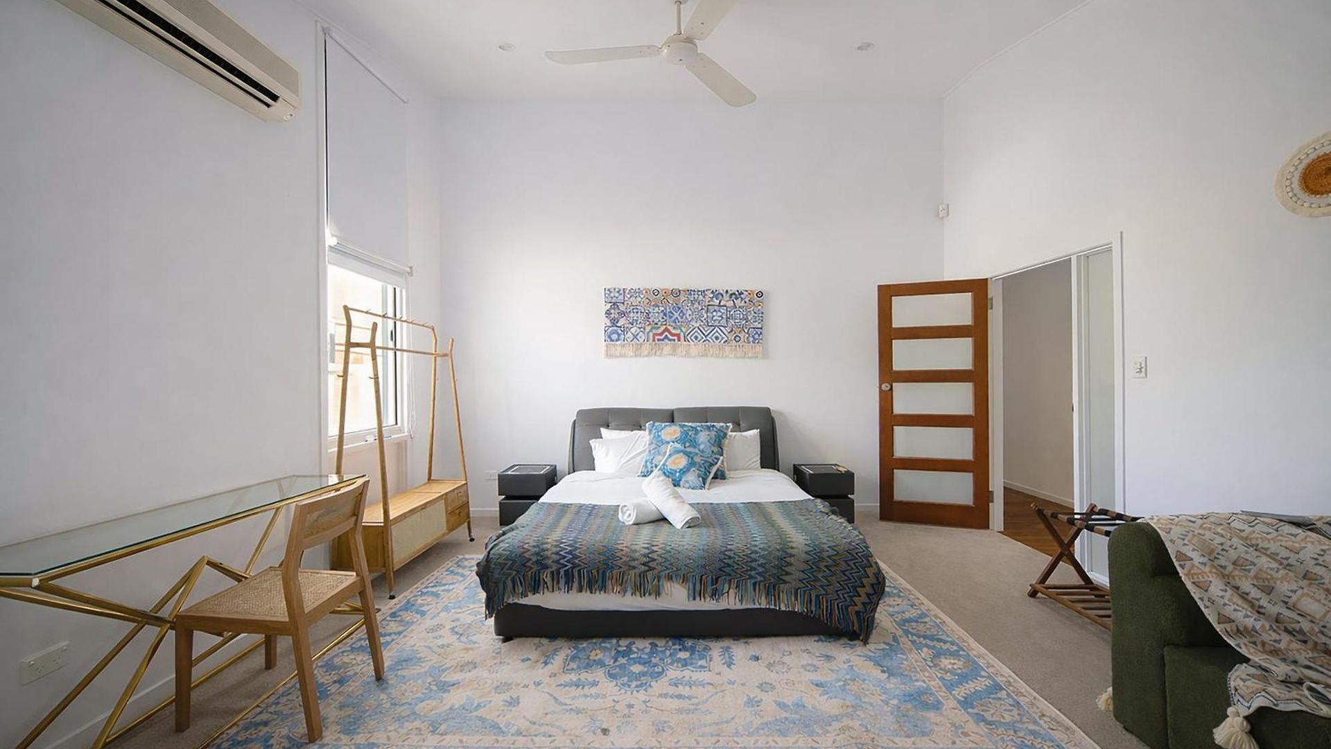 Villa 5br Pool - Bbq Retreat - Sleeps 11 Max - Ev Station