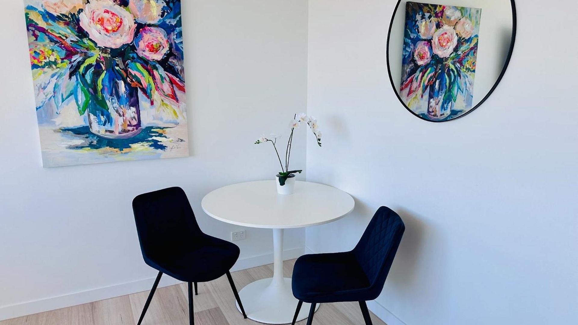 Apartment Quay To The City! Spacious, Stylish, *