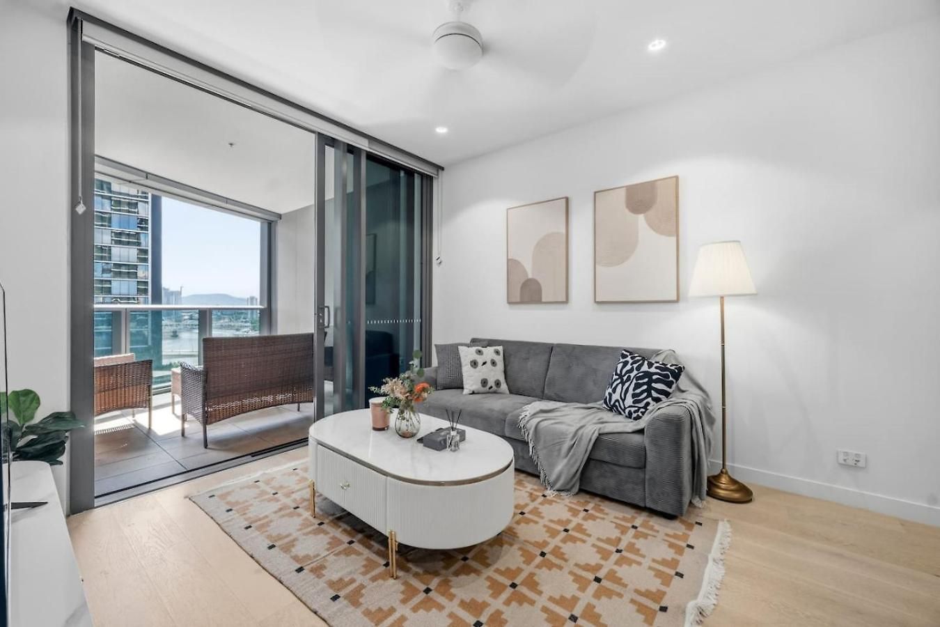 Iconic Queens Wharf 2br Prime Cbd Location Apartment *