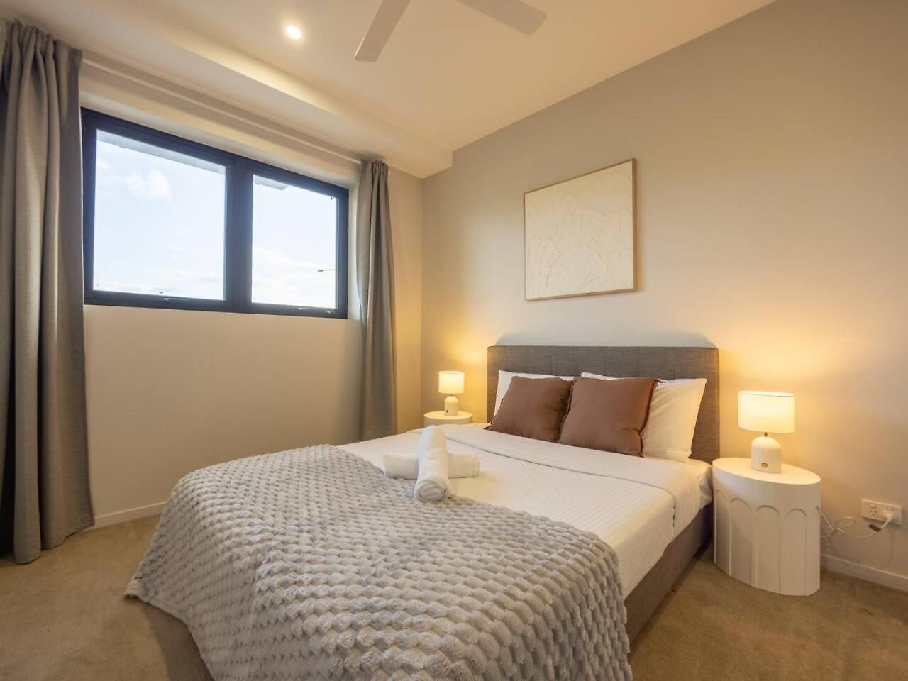 Apartment Xl Balcony Stylish 2br Parking Near Food And Shops Brisbane