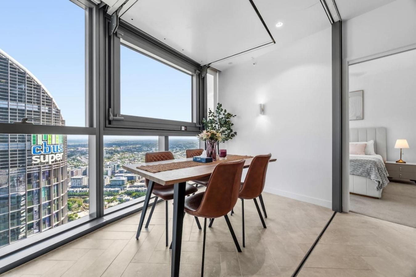 Luxury 54f Skyline Iconic Queens Wharf 1br Apartment