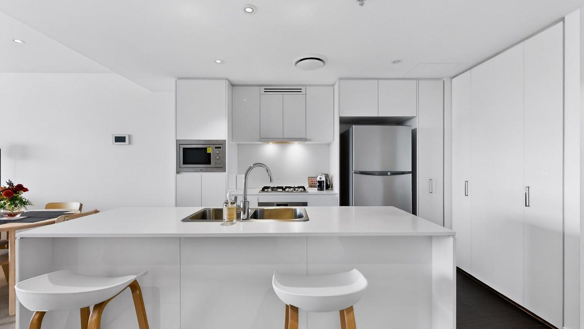 Apartment Level 15 Skytower 2br Cbd Retreat *