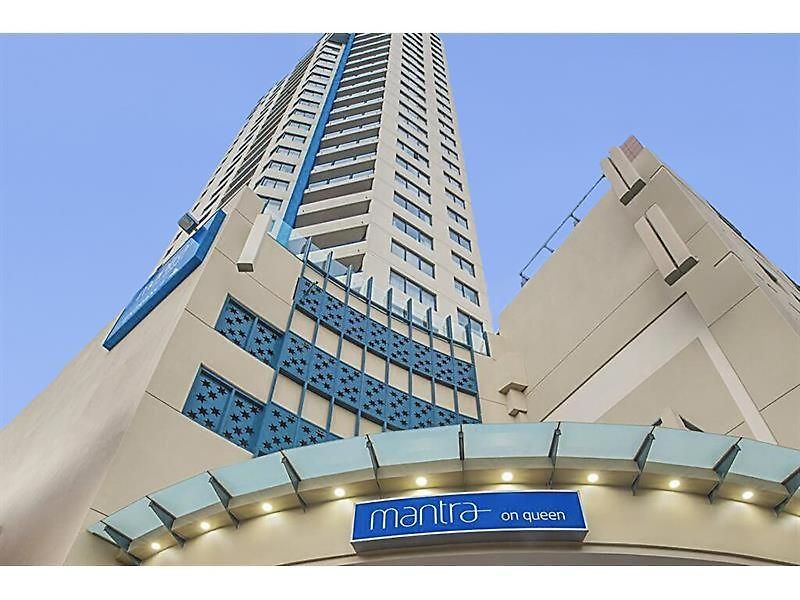 Inviting Family 2br | Cbd | Pool & Gym *