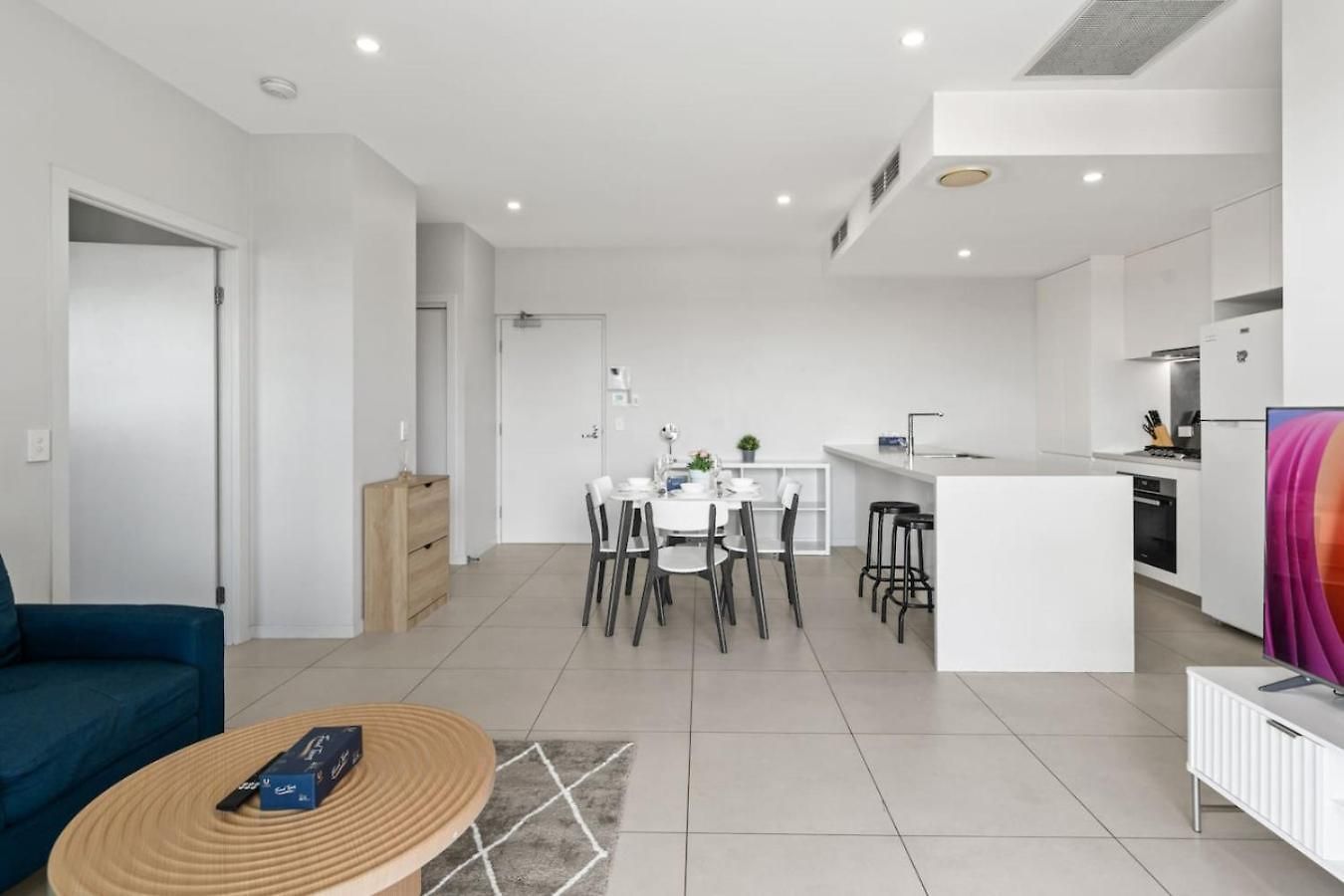 2bedroom Balcony Close To The Apartment Brisbane