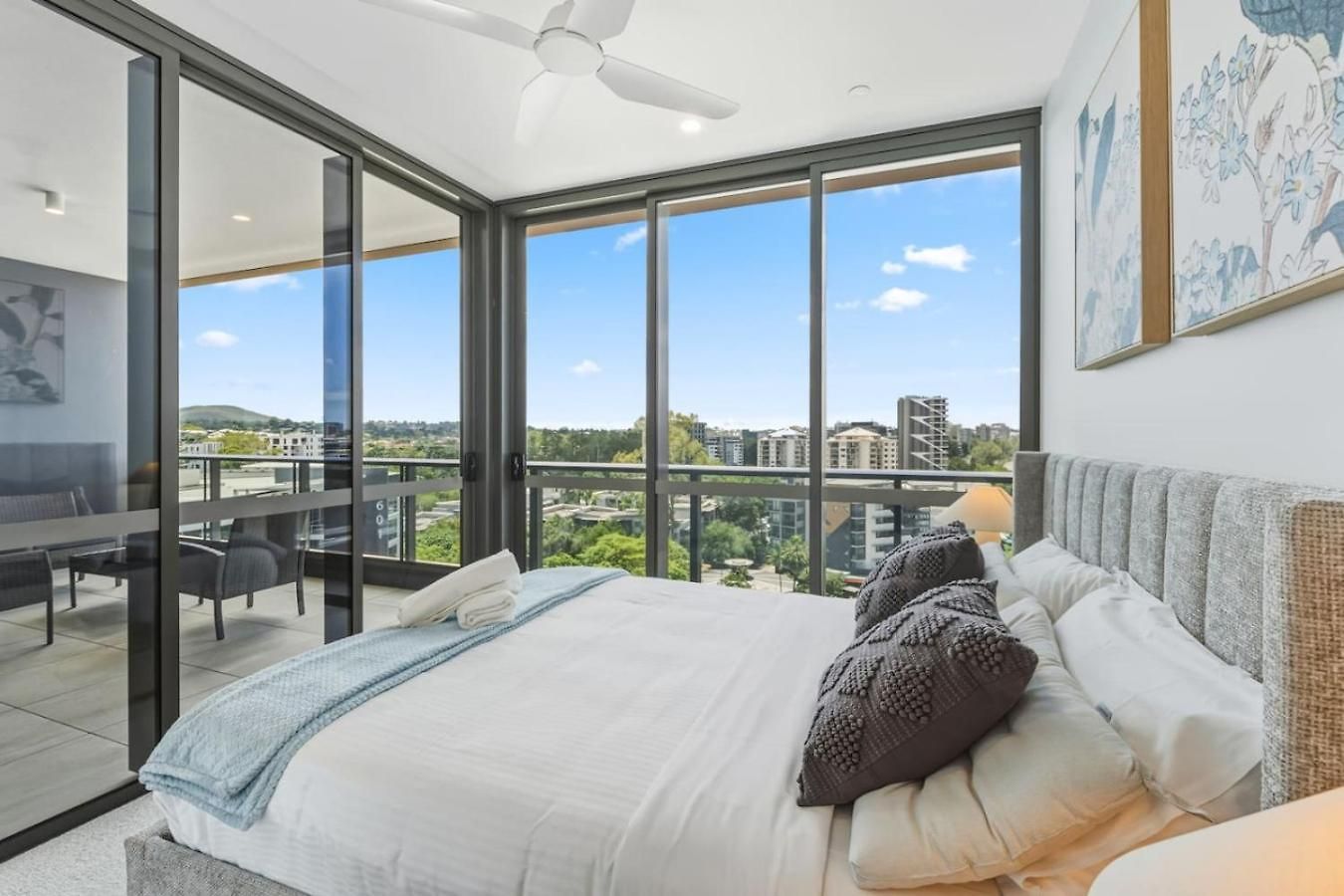 Apartment Modern 2br On Coronation Drive, Toowong