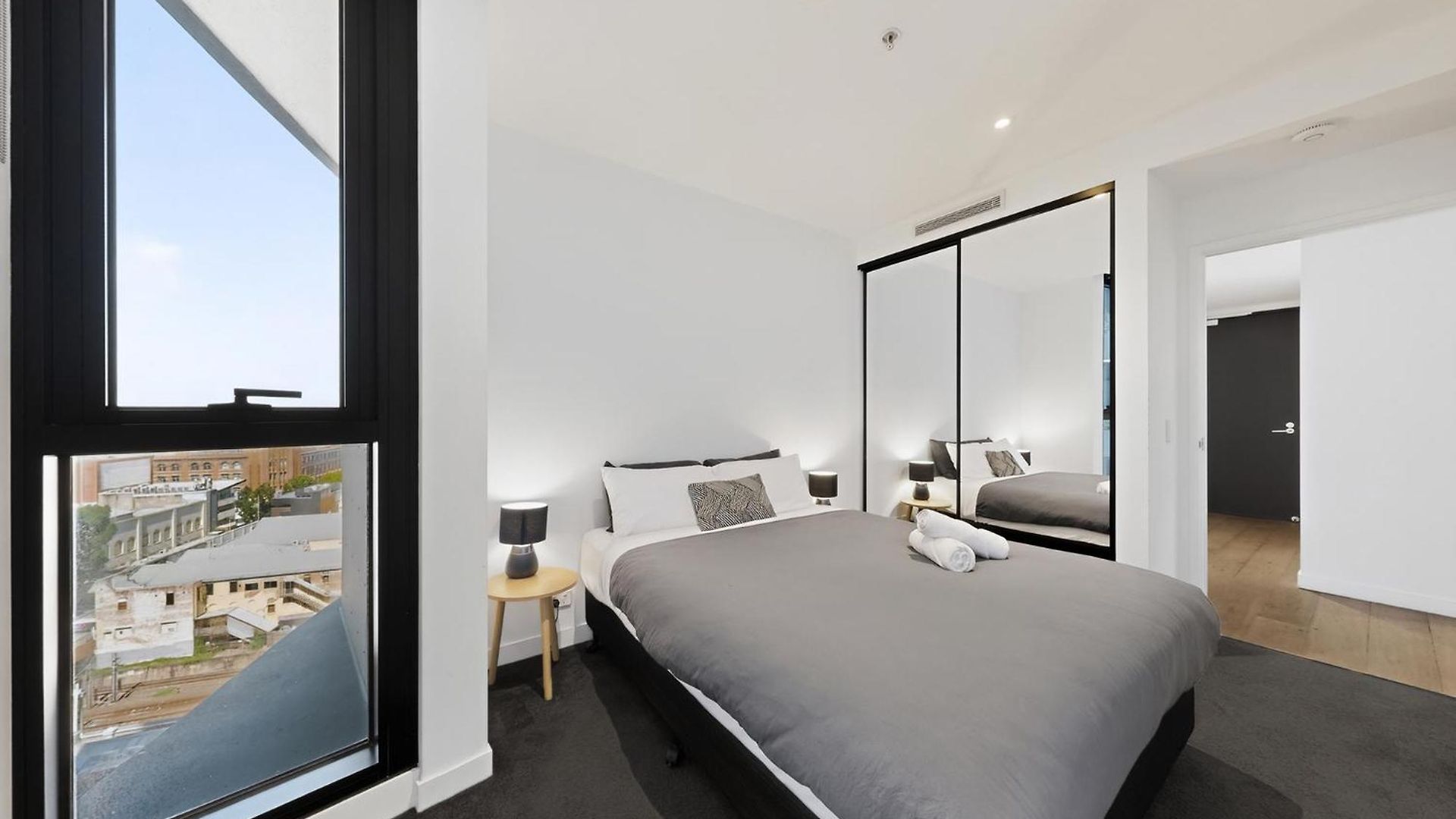 Apartment Corner 2 Bed With Views Level 11 - Fortitude Valley *