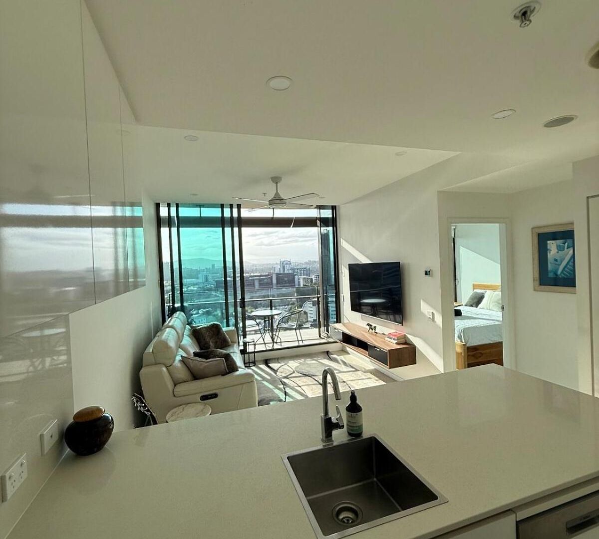 Penthouse-top Floor With Pool & Views Apartment Brisbane