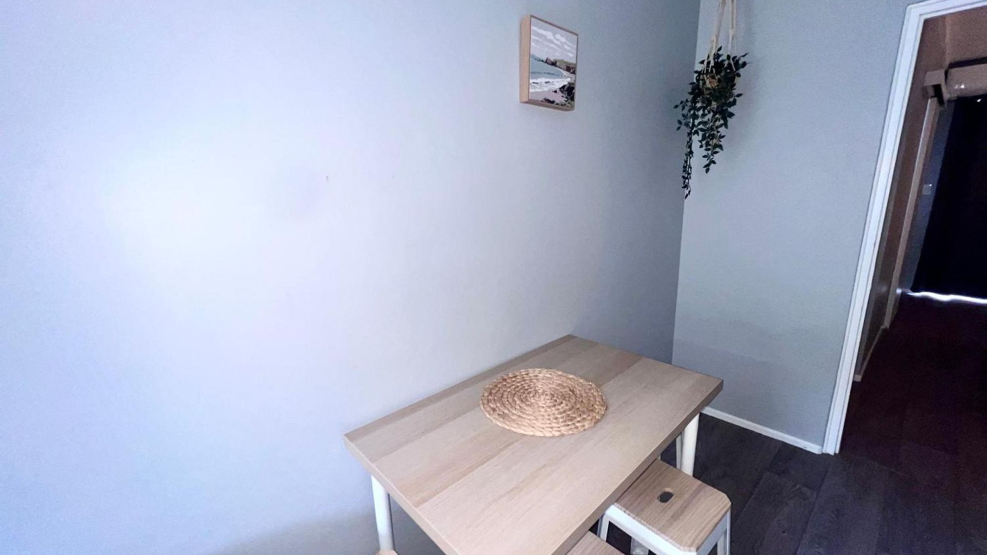 U3-funky Unit With Privateentry Quietcentre Newac New Smart Tv Apartment
