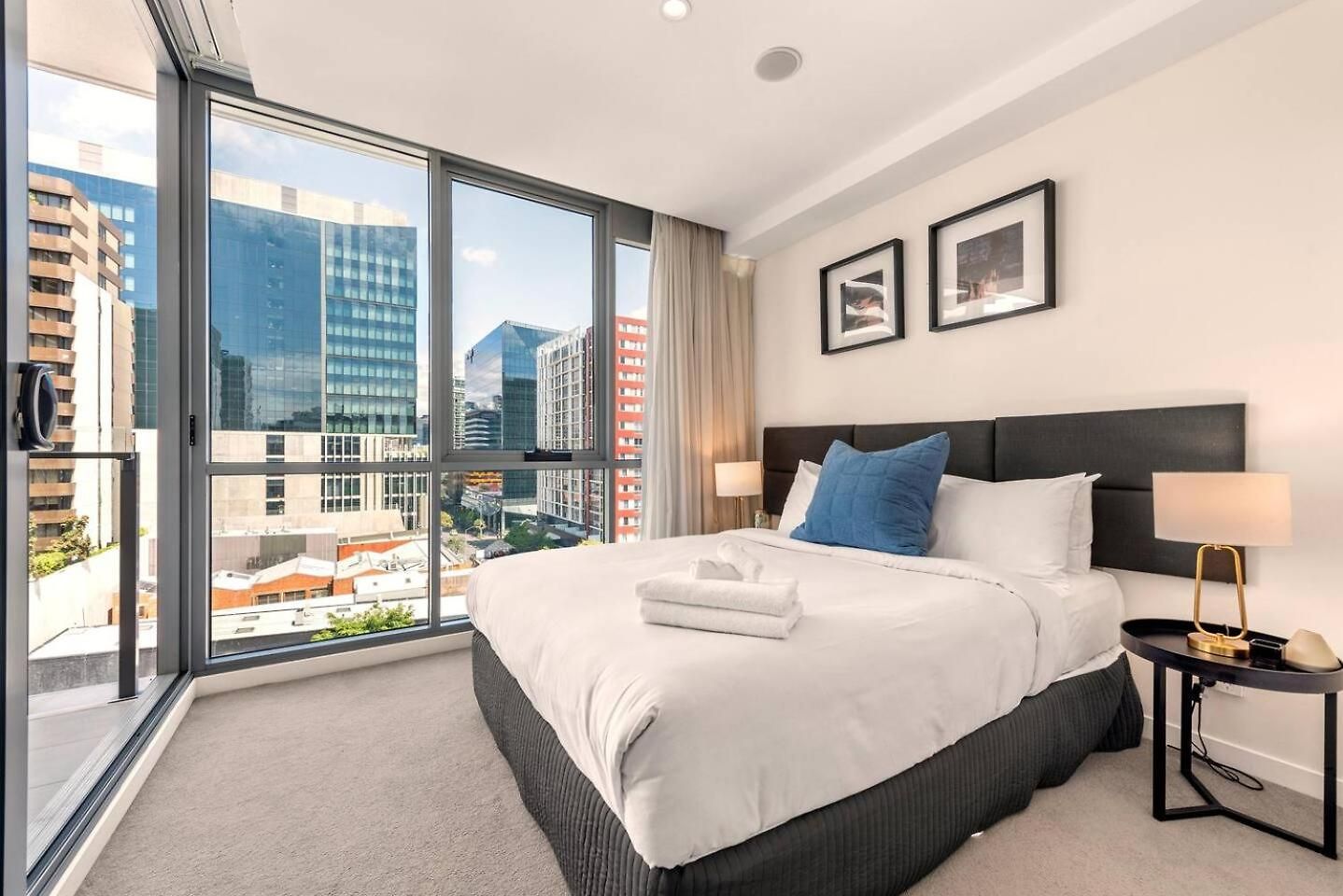 St Modern 1br Pool Parking Brisbane