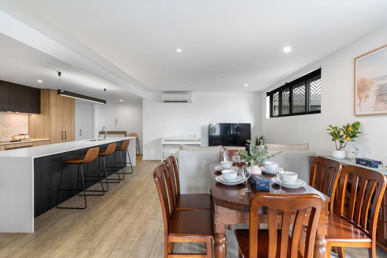 Apartment Modern 3br Near Uq, St Lucia *
