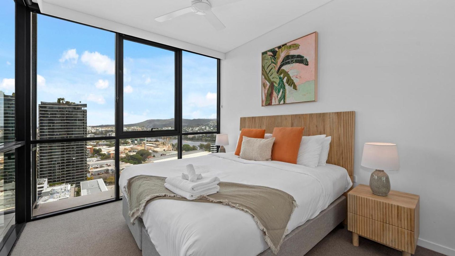 South Bank 1br With Stunning Views And Location *