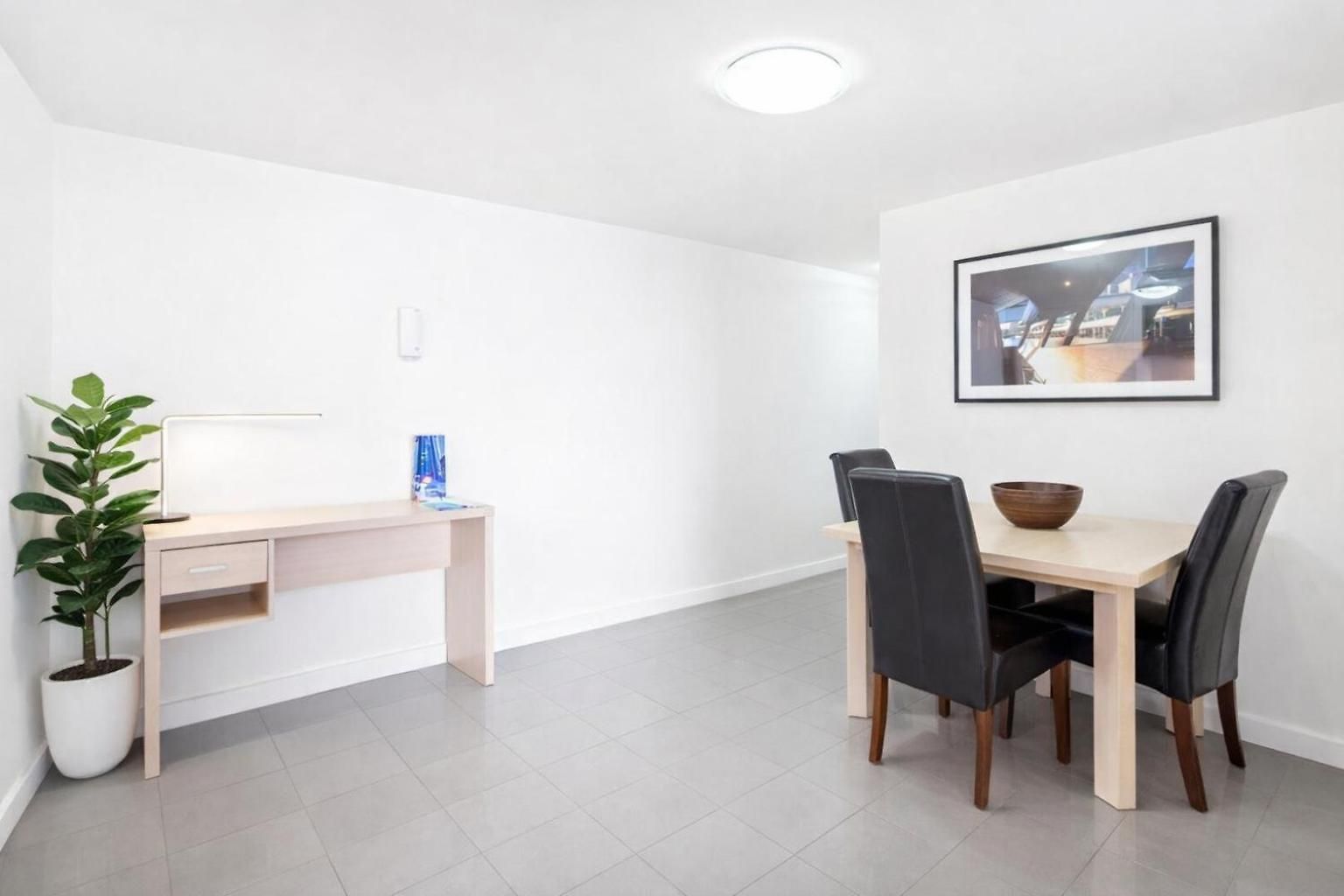 Charlotte Towers Apartment