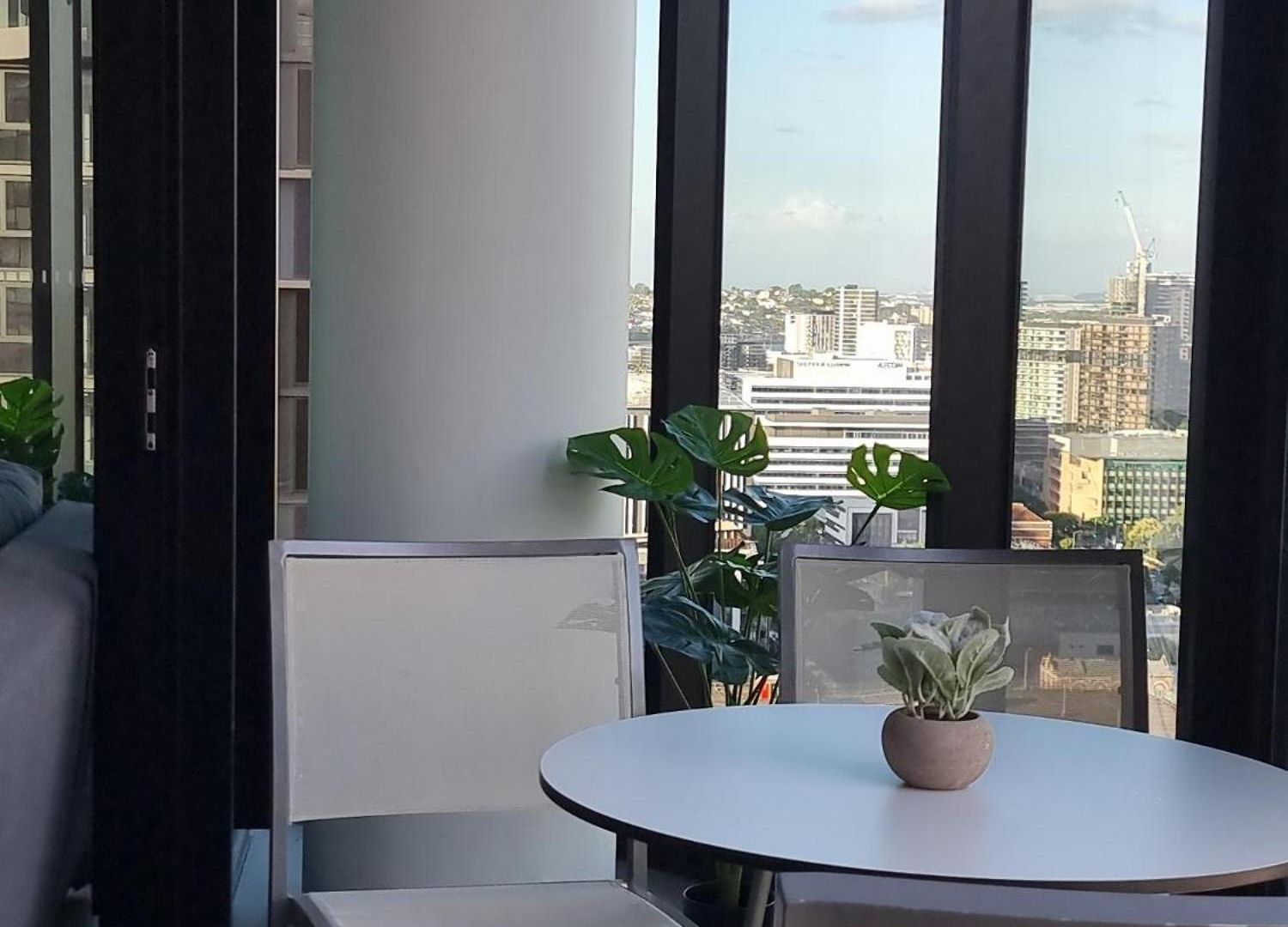 Skyline In Fortitude Valley Apartment