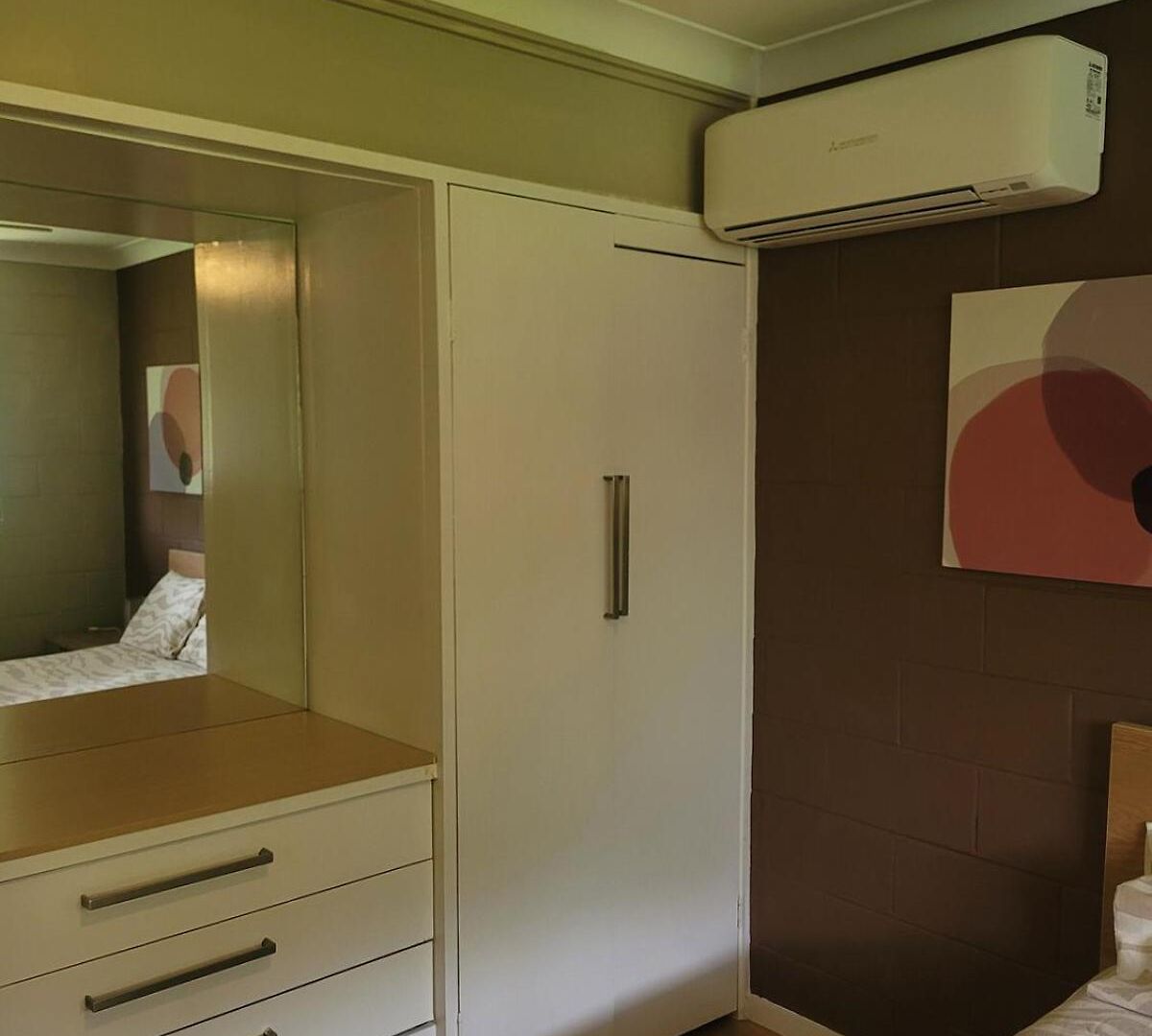 Apartment Breezy Entire 2 Bedroom Unit Floor Next To Uq *