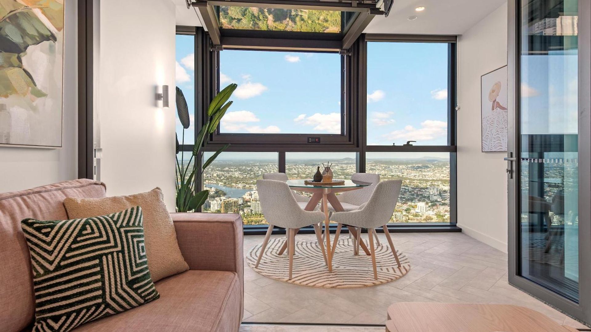 Apartment Queen's Wharf 1br With View, Pool And Free Parking