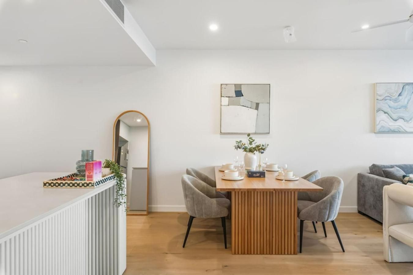 Modern 2br On Coronation Drive, Toowong Apartment