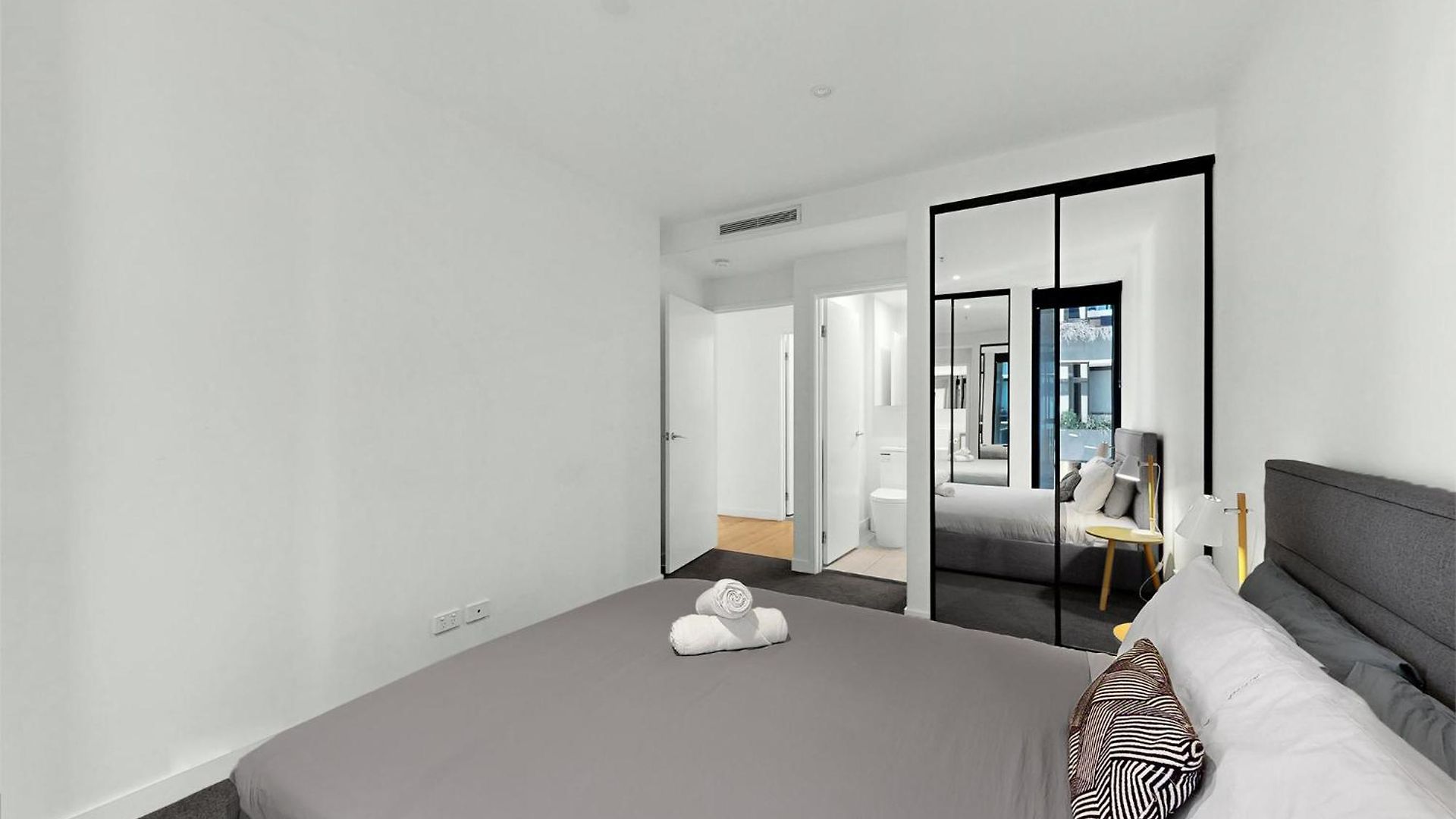 Apartment Corner 2 Bed With Views Level 11 - Fortitude Valley