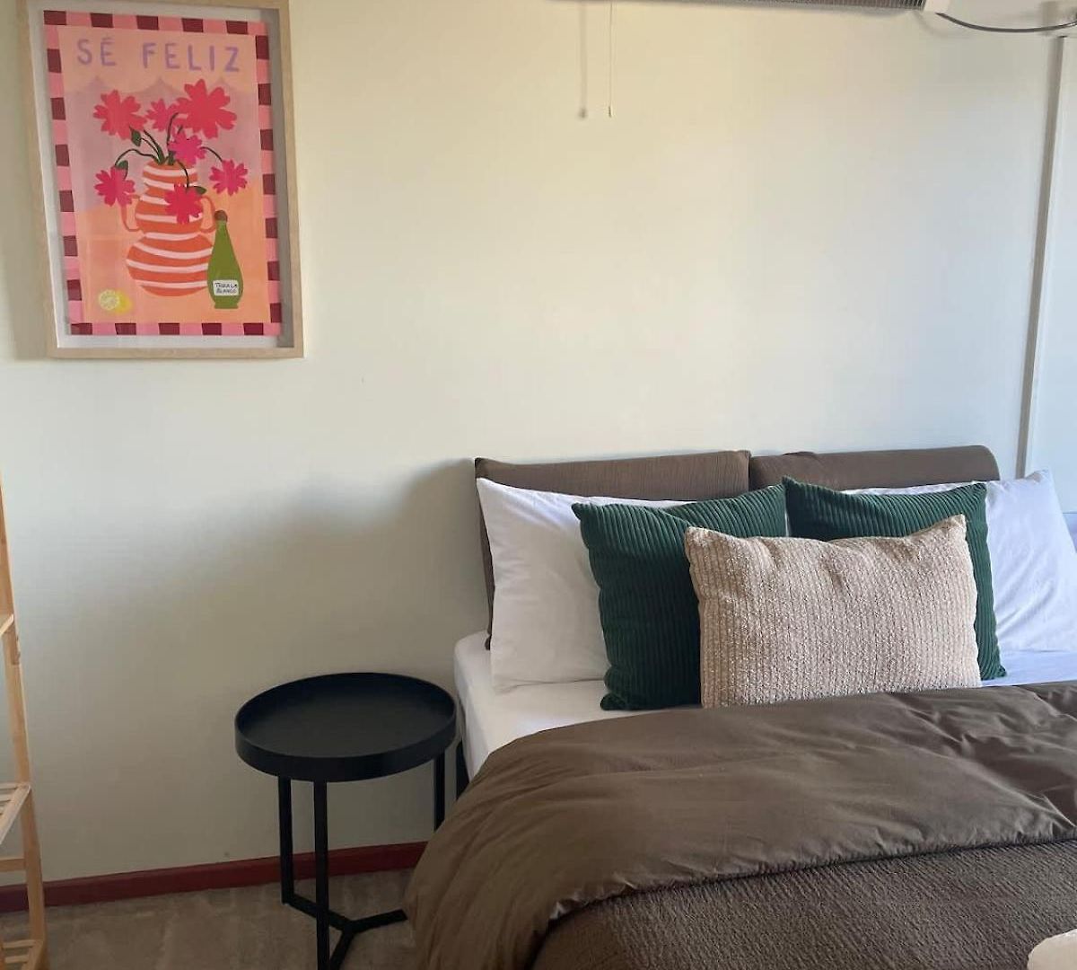 Apartment Large 2 Bed 2 Bath 1 Park Inner Location