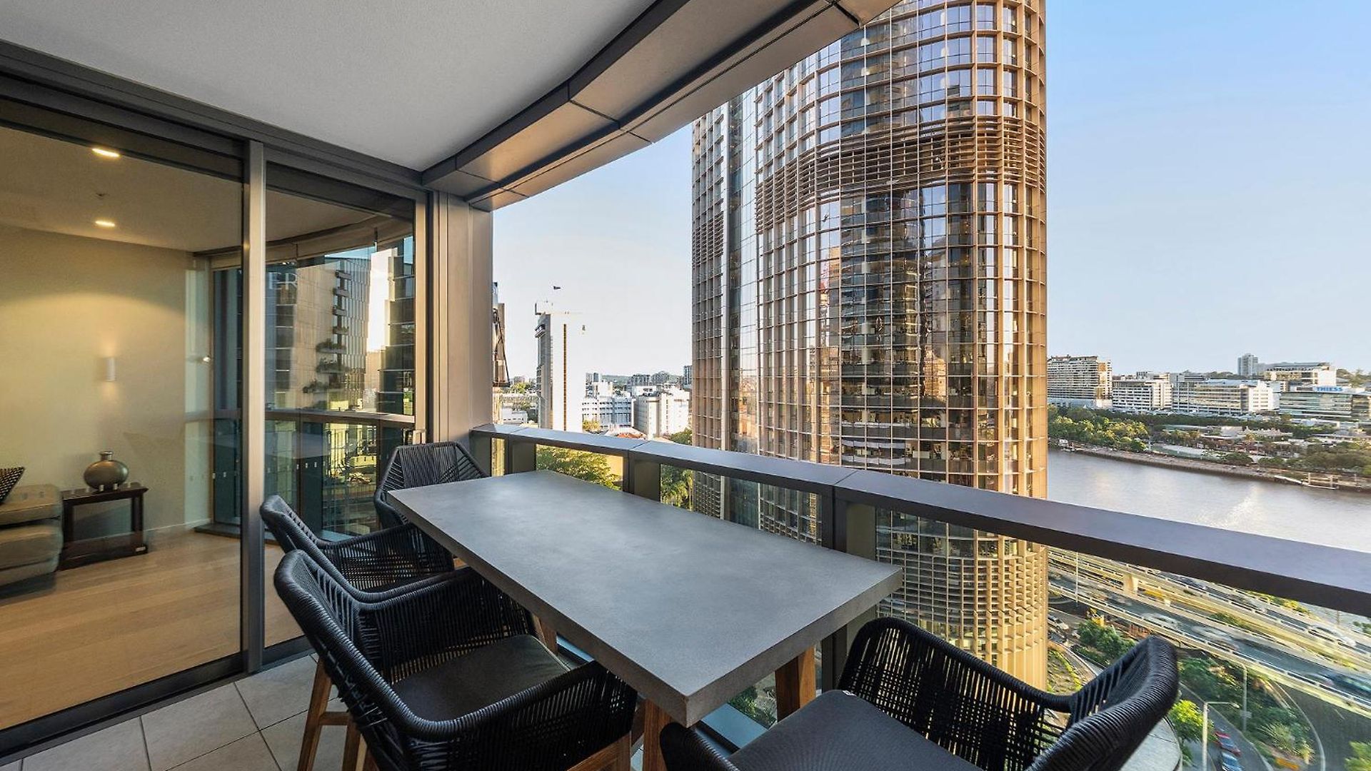 Star Waterview * Brisbane