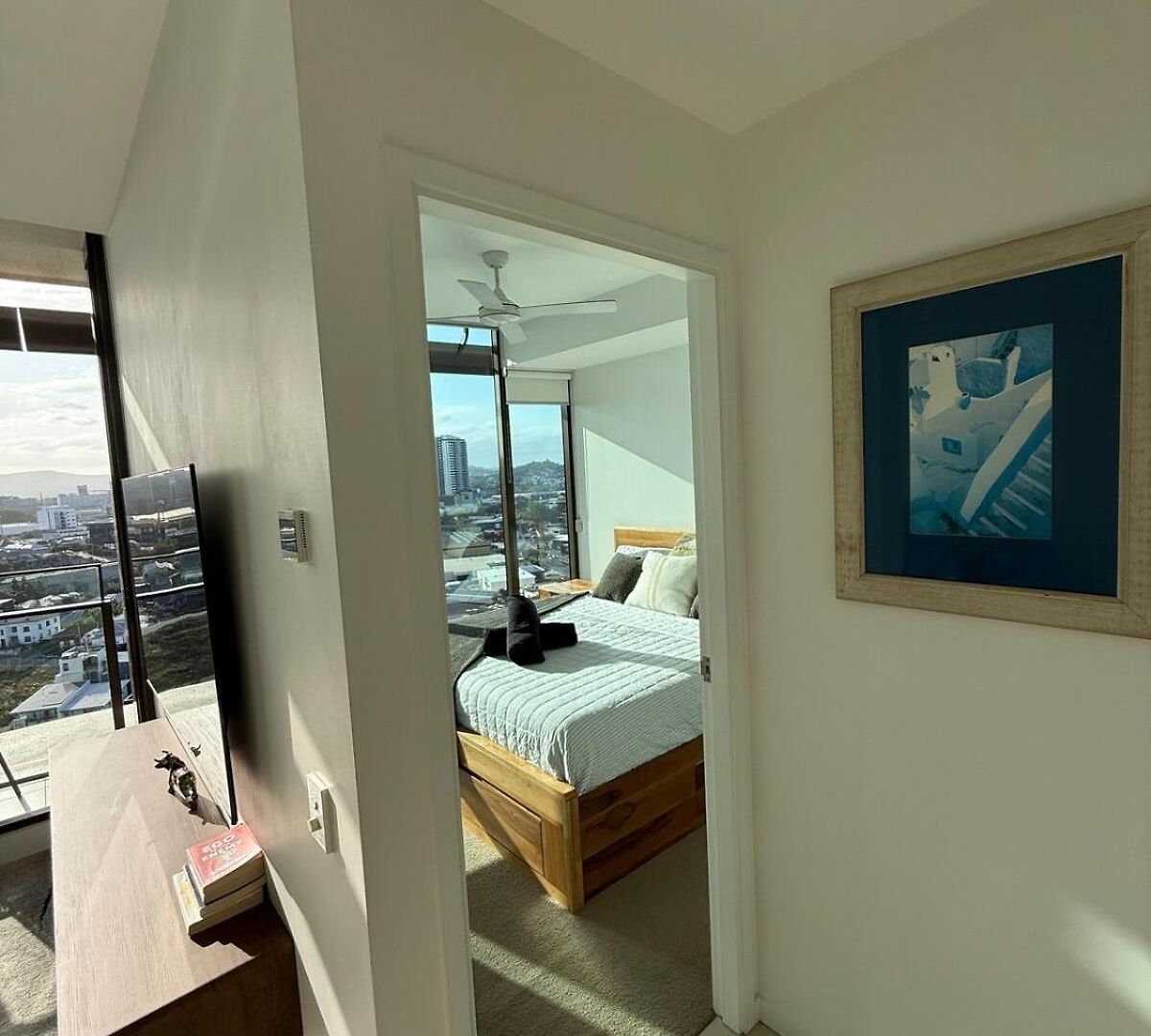 Penthouse-top Floor With Pool & Views Apartment *