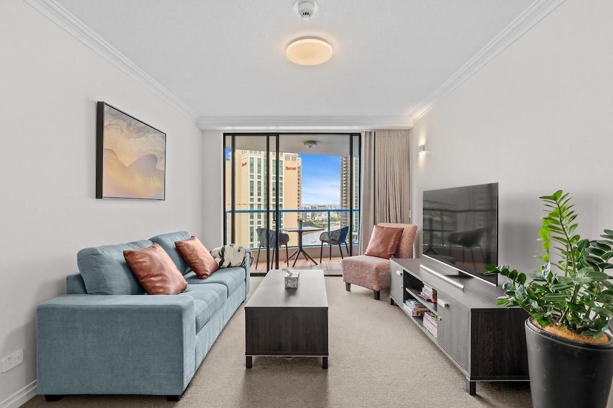Story Bridge River Views, Pool, Sauna And Parking *