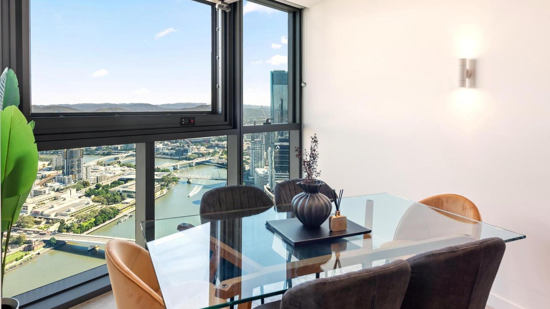Queens Wharf | Lavish Gem, Majestic View, Parking!