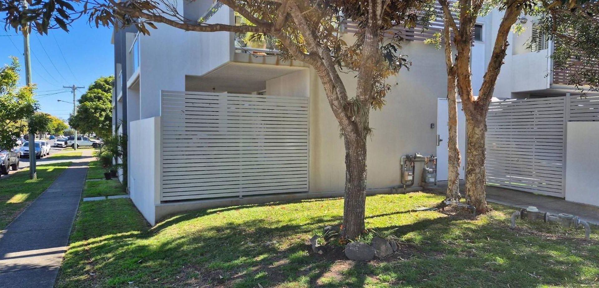 A Perfect Place To Hide Away With River Side Charm Brisbane