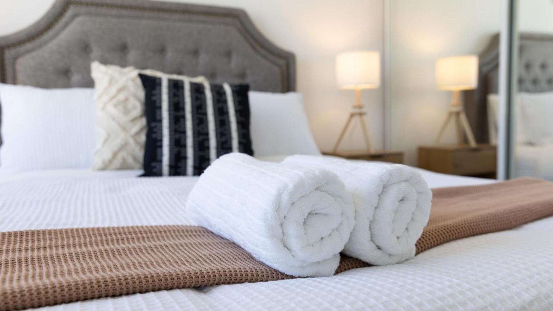 The Ukiyo Valley 2br Free Parking & Pool Apartment *