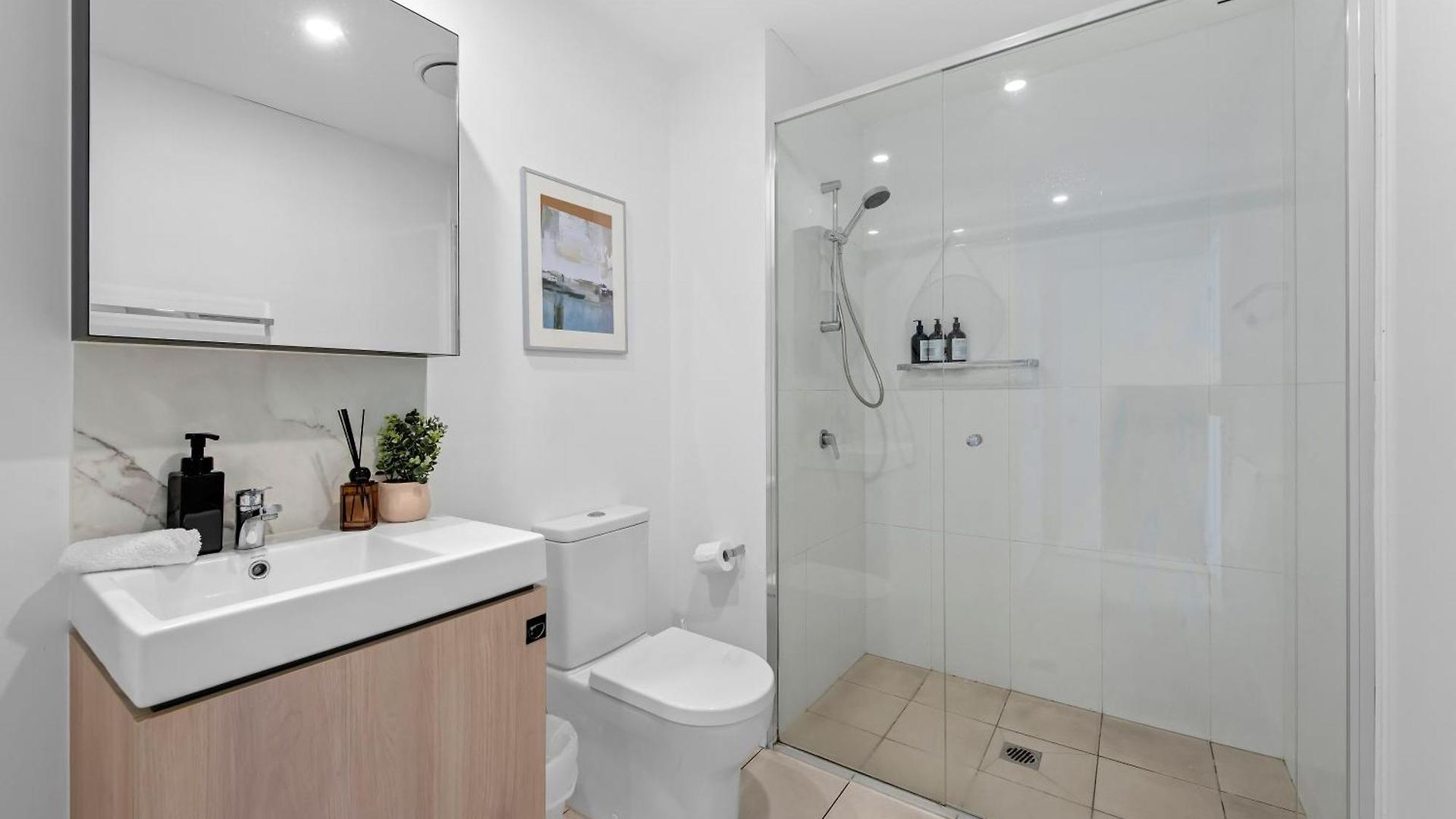 South Bank 1br With Stunning Views And Location Apartment *