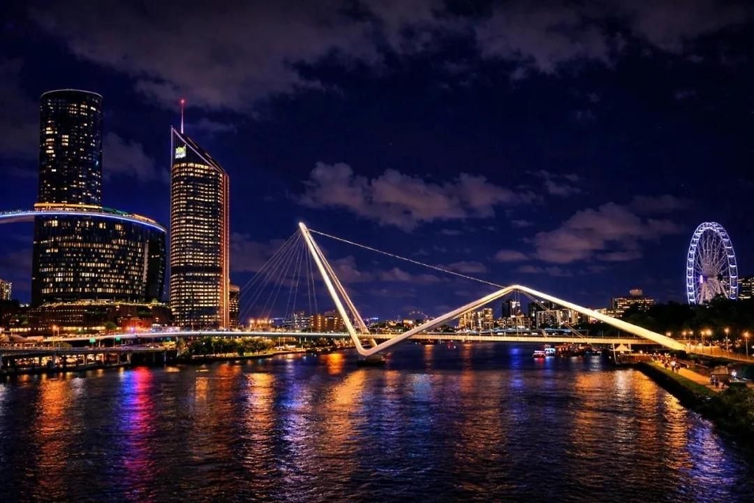 Apartment Modern 2br In Highgate Hill Near Cbd Brisbane
