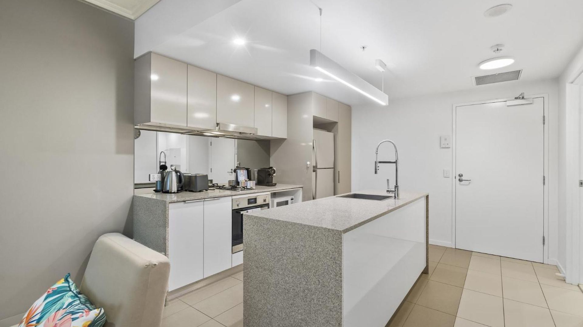 Apartment Hamilton Riverview With Balcony & Pool Brisbane