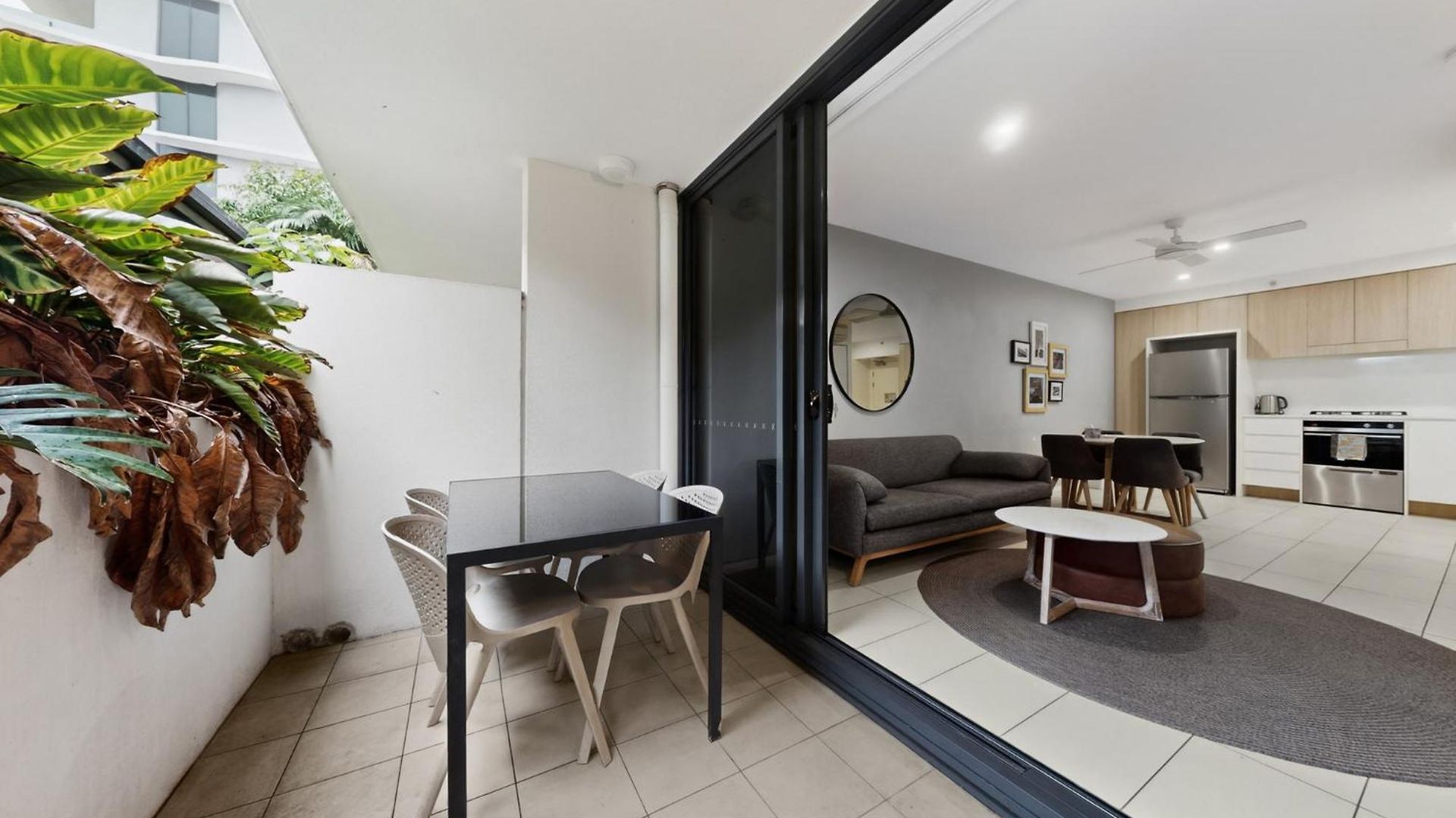1bed Pvte - Portside Wharf Location Apartment *