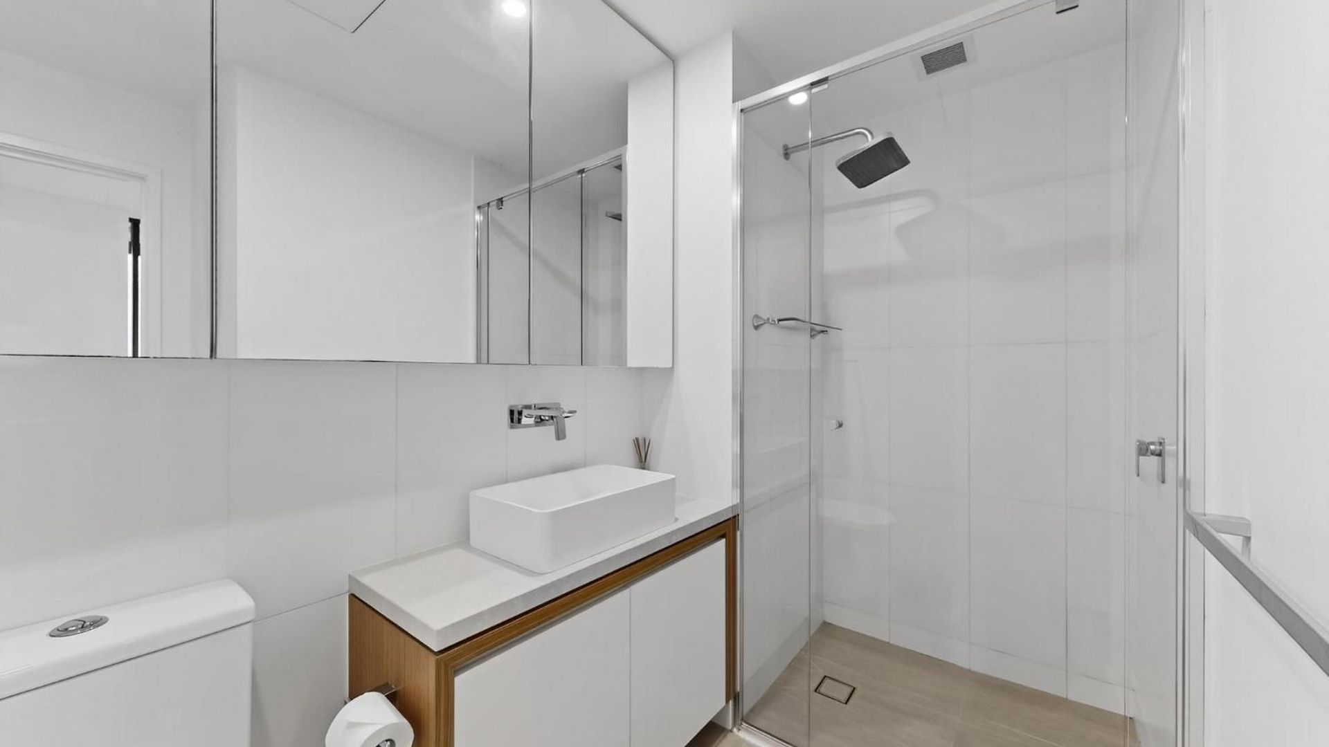 Alfred Street Retreat 2br Parking Pool & Gym * Brisbane