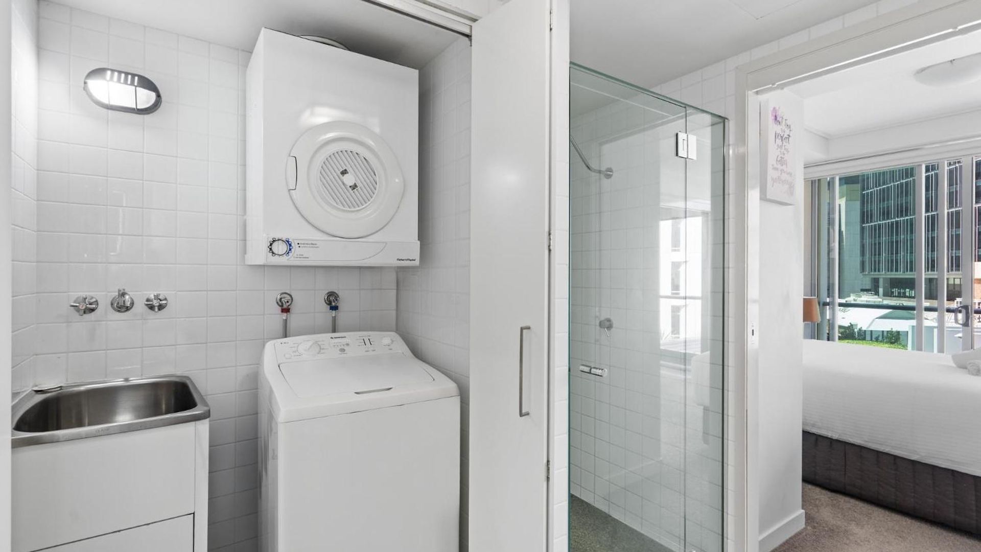 Retreat With Private Balcony Apartment Brisbane