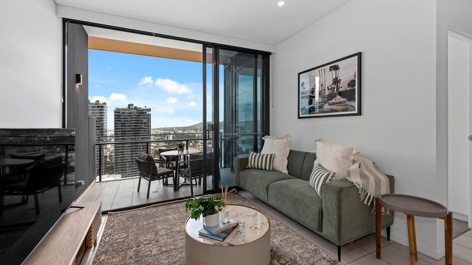 South Bank 1br With Stunning Views And Location Apartment Brisbane