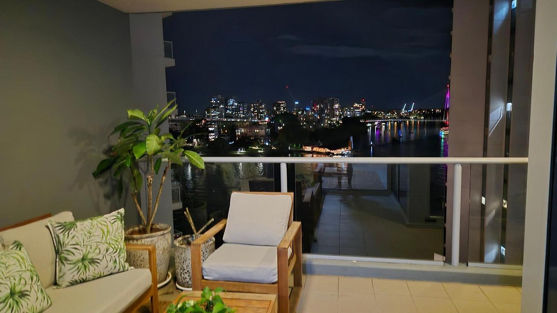 Tropical Escape Apartment Brisbane
