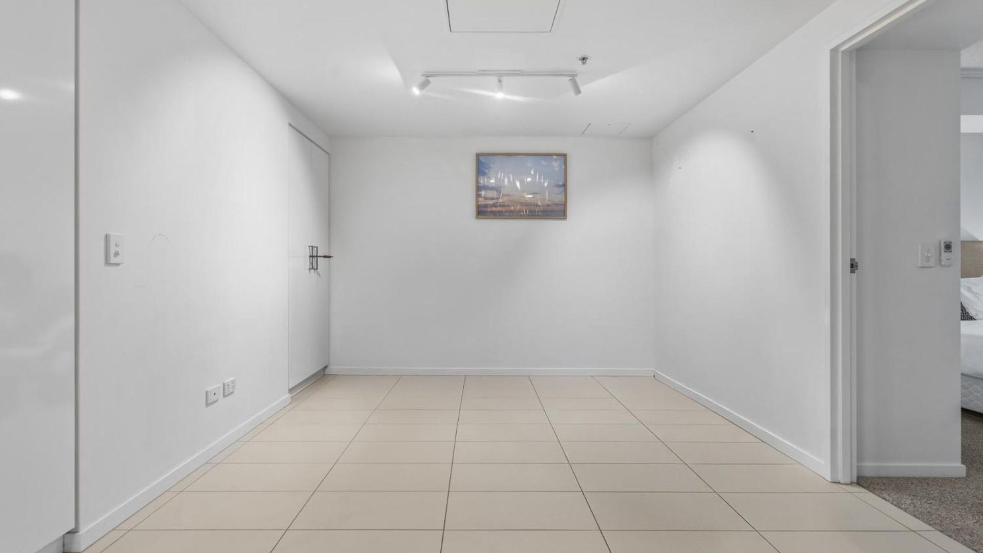 Hamilton Riverview With Balcony & Pool *