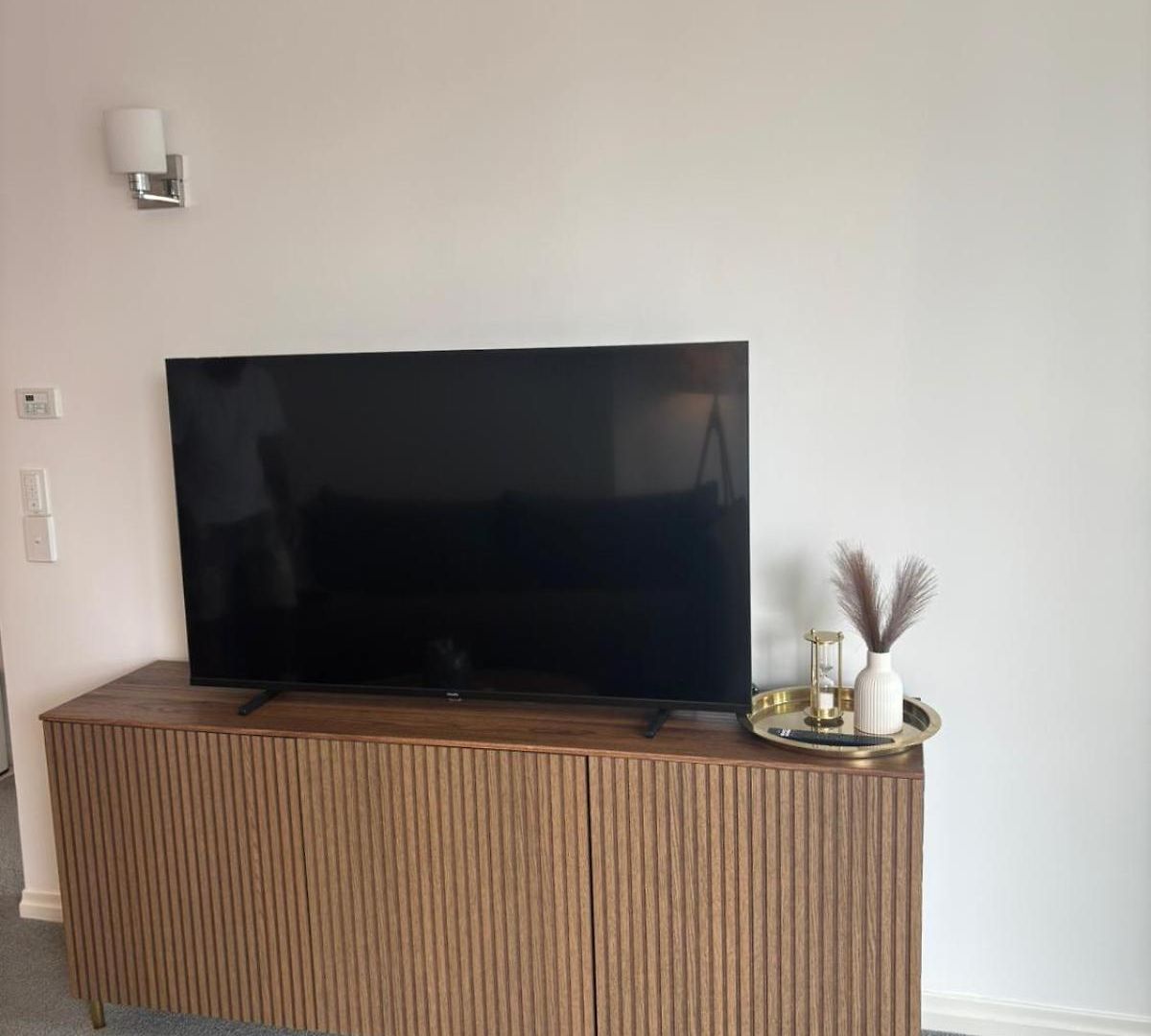 Inviting Family 2br | Cbd | Pool & Gym *