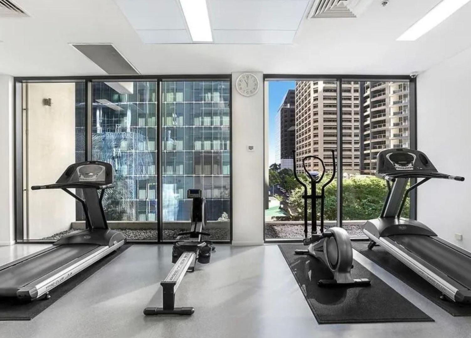 Cbd River With Free Carpark Apartment