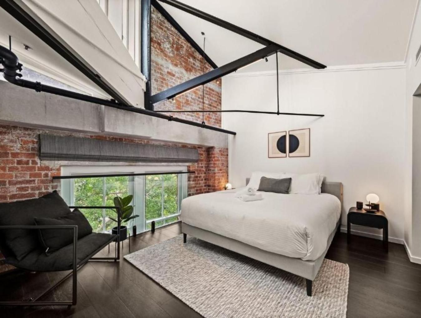 Luxury Woolstore Teneriffe Apartment