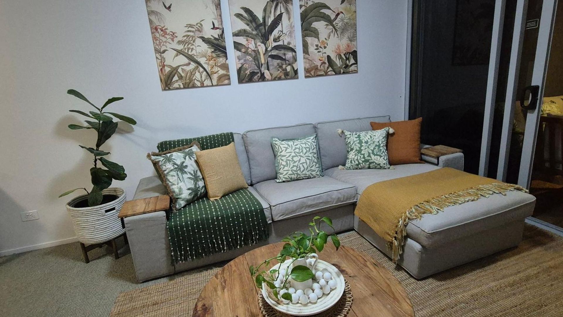 Tropical Escape * Brisbane