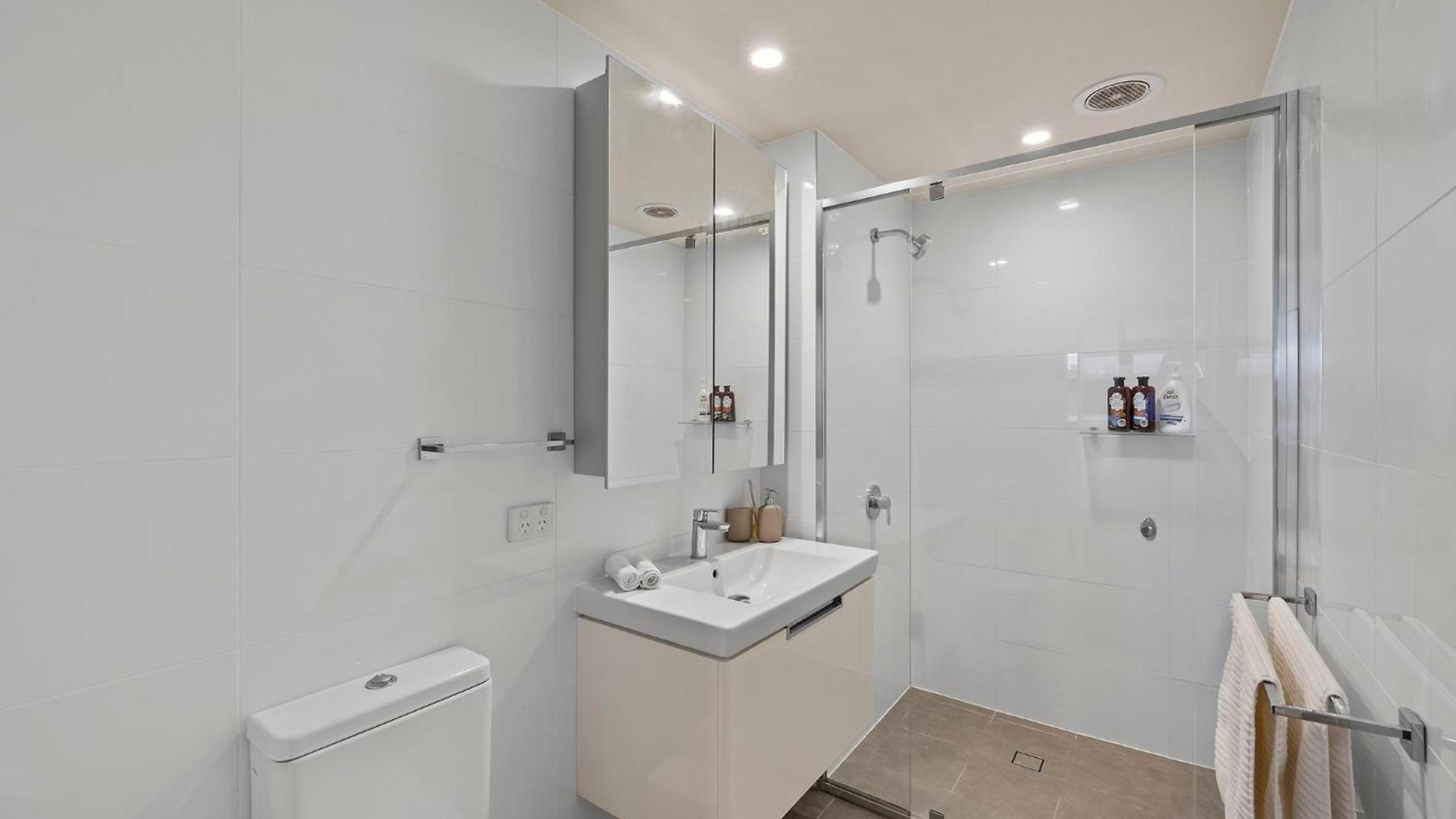 Spacious Luxury 2br Southbank With Parking *