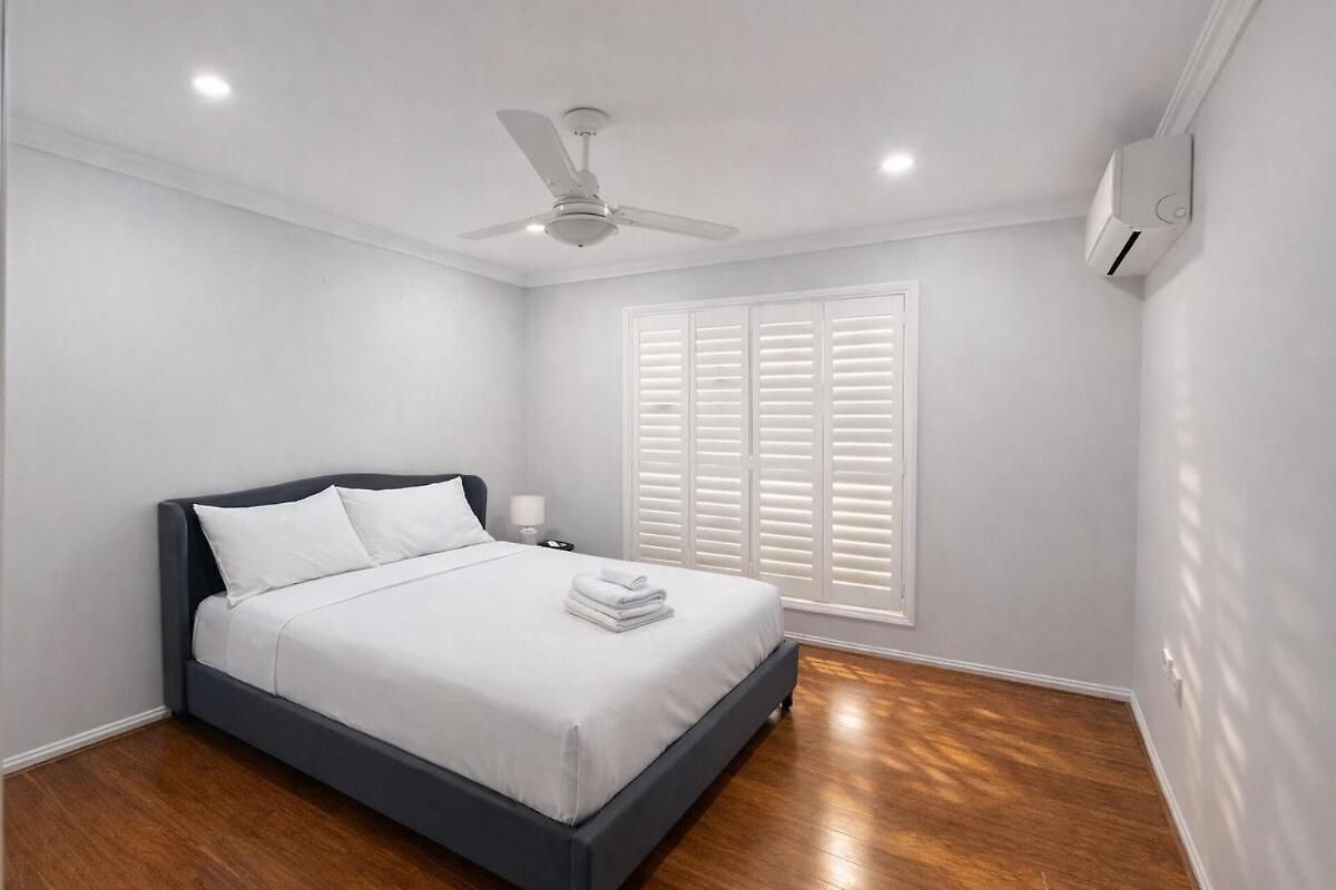 Full Ac 3br With Pool & 3 Parking Spot